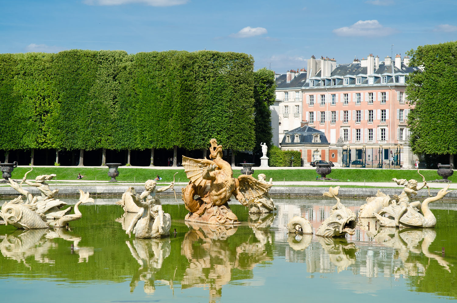 Про версаль. Версаль Франция. Версаль парк Франция. Боскеты Версаля. Боскет королевы Версаль.